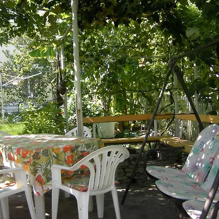 Sarokhaz Guest house 3*