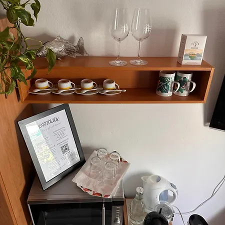 招待所 Sarokhaz 凯斯特海伊